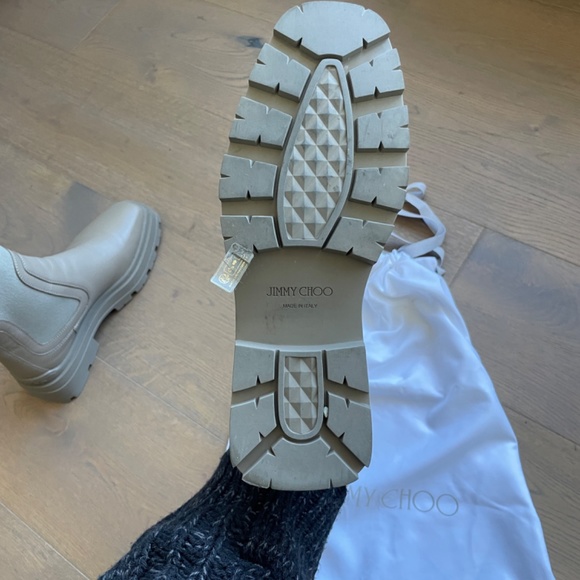 Jimmy Choo winter 2023 boots - Picture 7 of 14